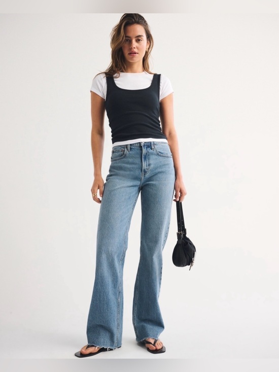 Abercrombie & Fitch Denim - Abercrombie & Fitch 90s Relaxed High Rise Jeans 31/12 Long Tall